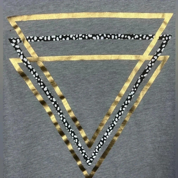 City Streets Grey‎ Tank with Gold Design Size Medium [pre-loved condition] - Picture 2 of 4